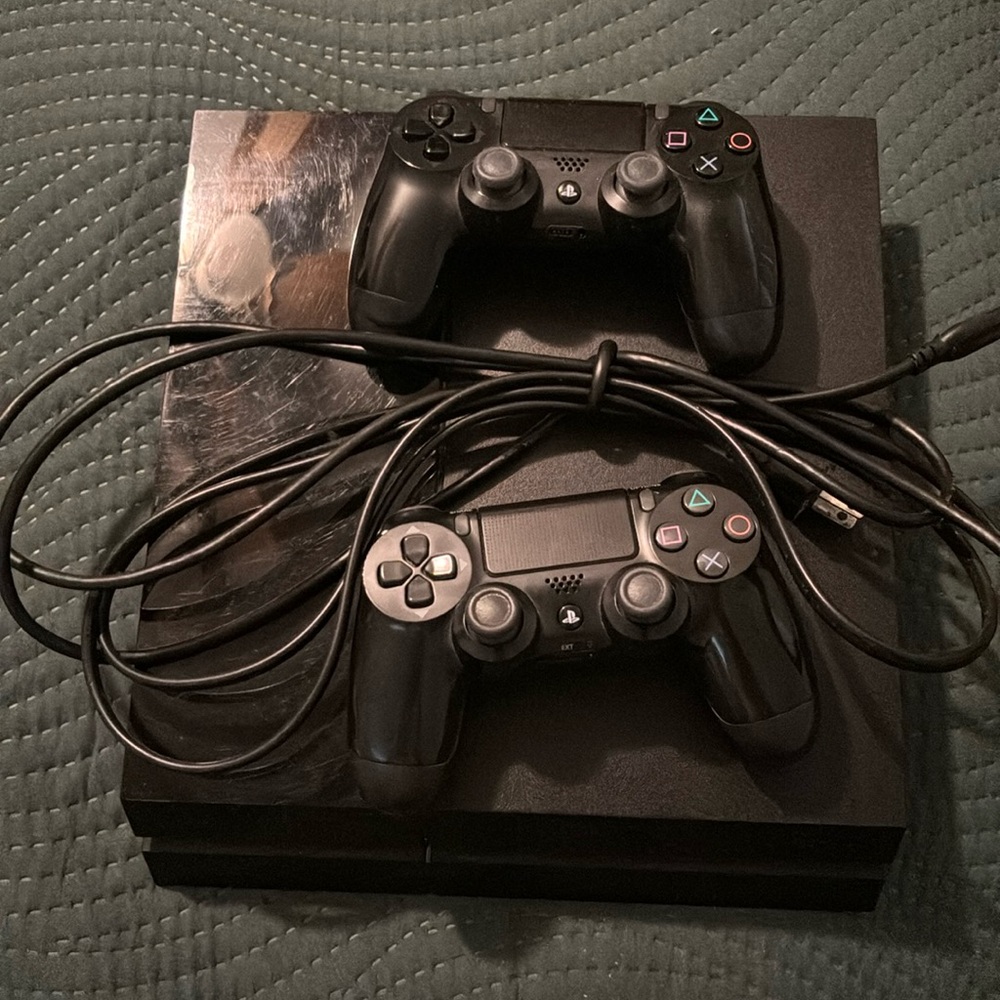 Regular Playstation 4